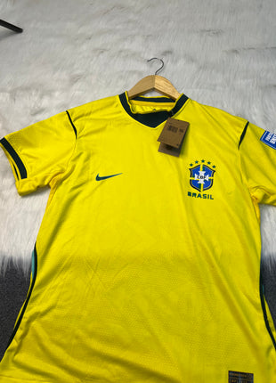 Imported fan addition jersey 👌
For Brazil 🇧🇷 Lovers 
1:1 grade.Top notch quality ✅