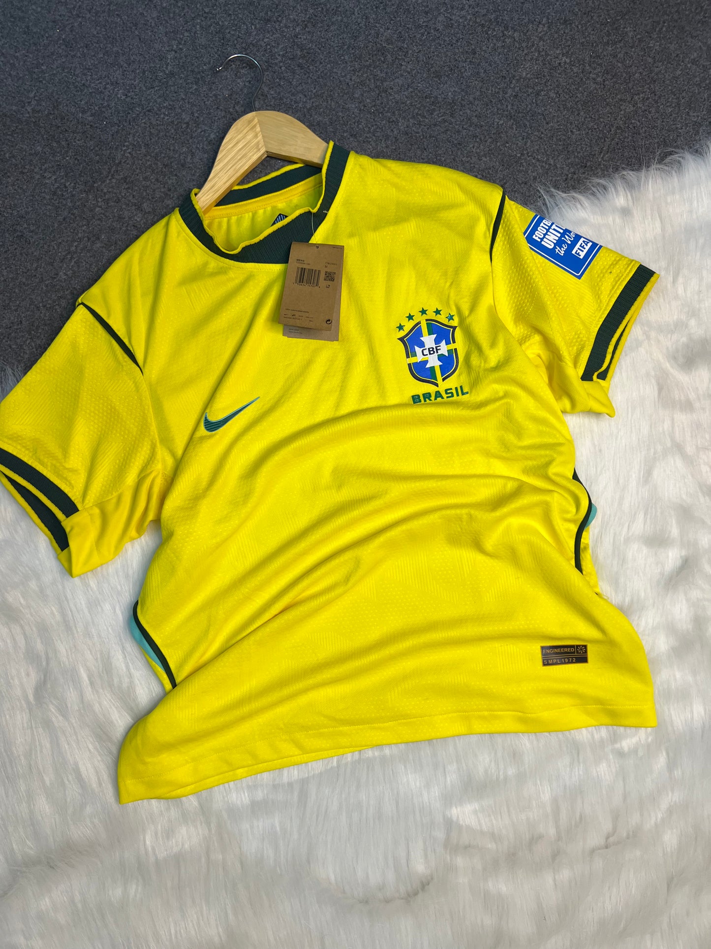 Imported fan addition jersey 👌
For Brazil 🇧🇷 Lovers 
1:1 grade.Top notch quality ✅
