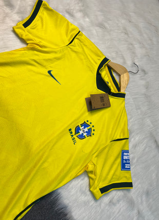 Imported fan addition jersey 👌
For Brazil 🇧🇷 Lovers 
1:1 grade.Top notch quality ✅