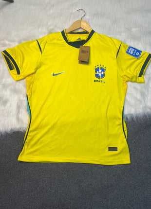 Imported fan addition jersey 👌
For Brazil 🇧🇷 Lovers 
1:1 grade.Top notch quality ✅
