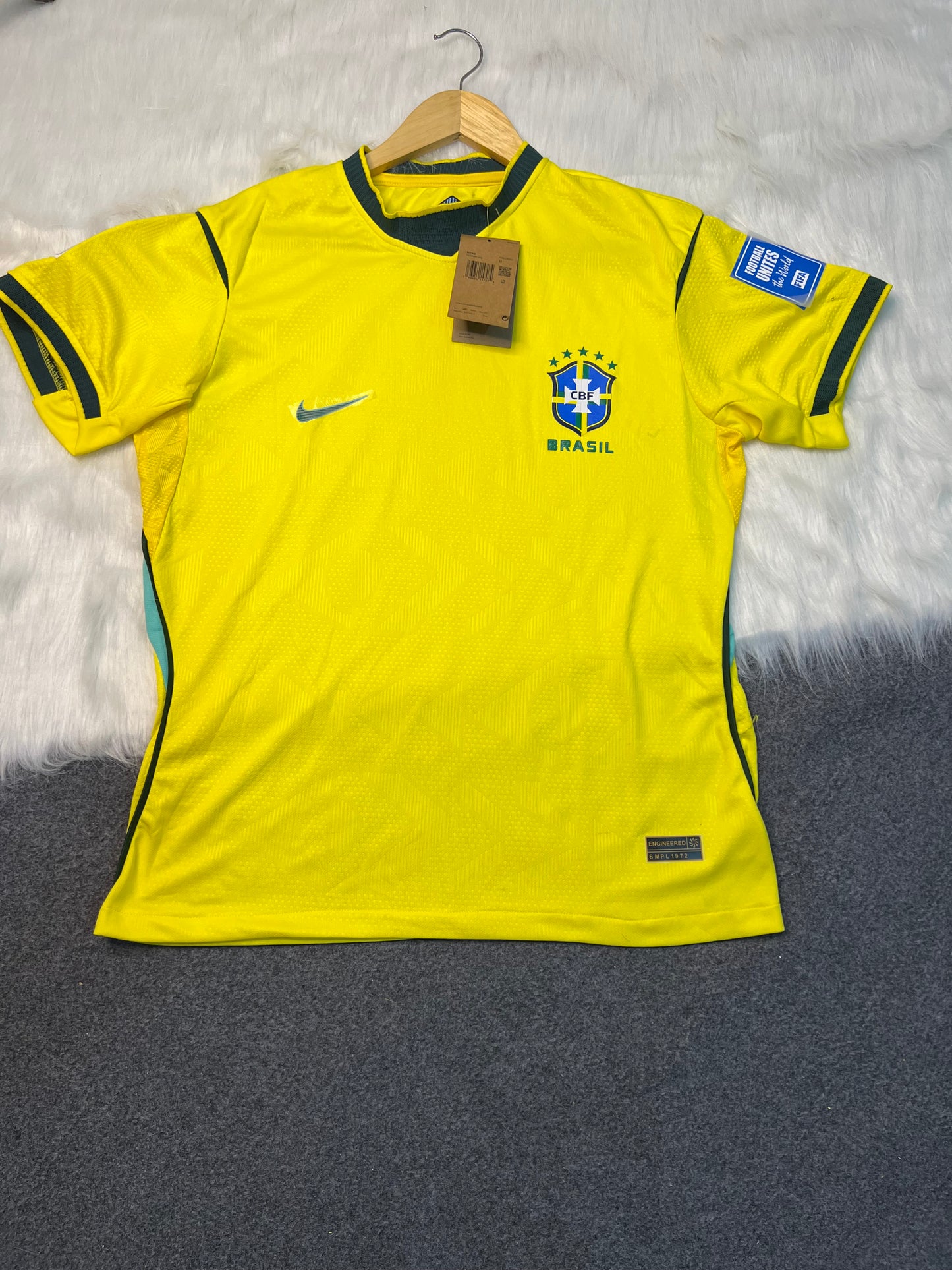 Imported fan addition jersey 👌
For Brazil 🇧🇷 Lovers 
1:1 grade.Top notch quality ✅